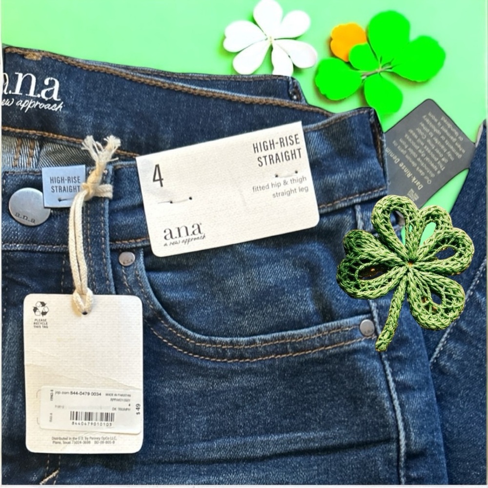 Women’s a.n.a Jeans High-Rise Dark Rinse Straight Leg Size 4 NWT - Picture 1 of 15